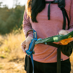 Dispensador de bolsas Ruffwear Stash Bag Mini™
